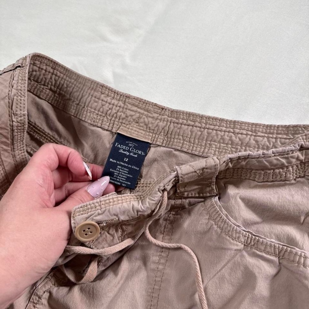 cargo capri pants  Y2K Faded Glory low‎ rise cargo capri pants size 12 t - Picture 5 of 6